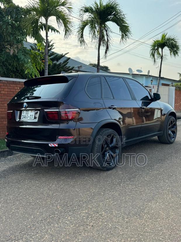 BMW X5 xDrive35i Premium AWD (3.0L 6cyl 8A) 2012 Black photo 5