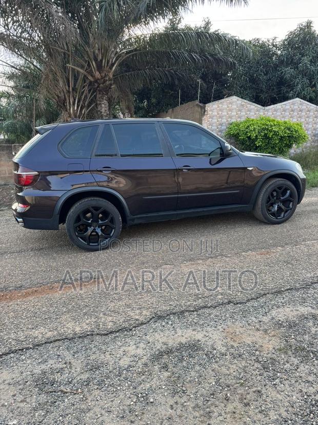 BMW X5 xDrive35i Premium AWD (3.0L 6cyl 8A) 2012 Black photo 4