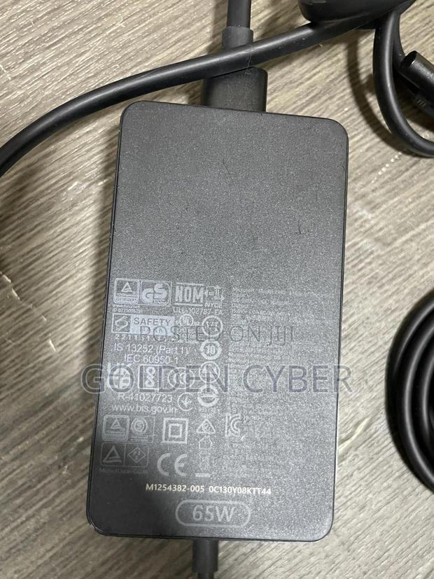 Microsoft Surface Pro Charger 65w (Oem)