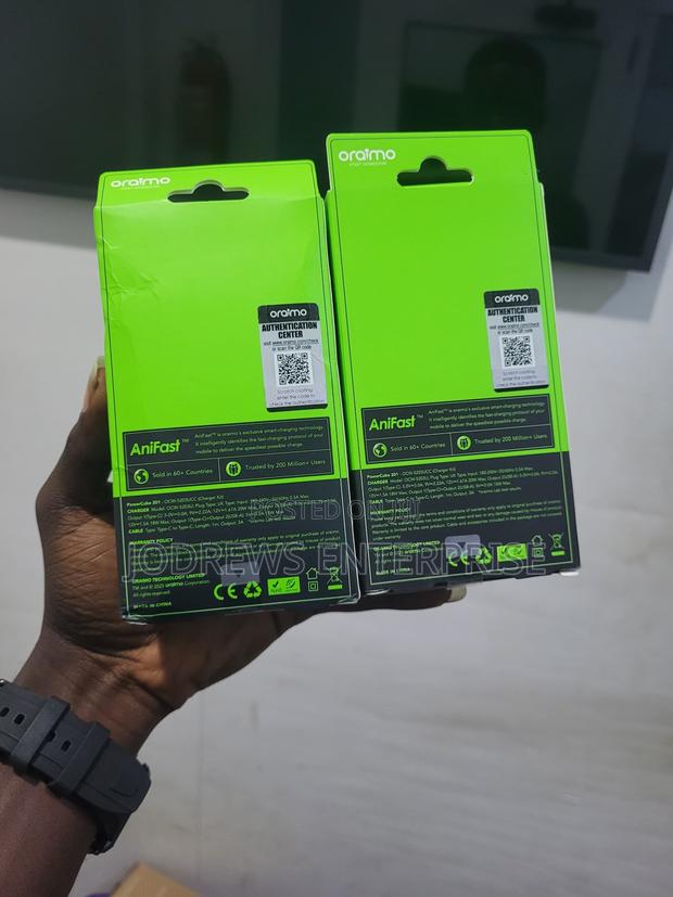 Oraimo Powercube 201 Uk Type 20w Type-c To Type-c Plug Charger Kit photo 2