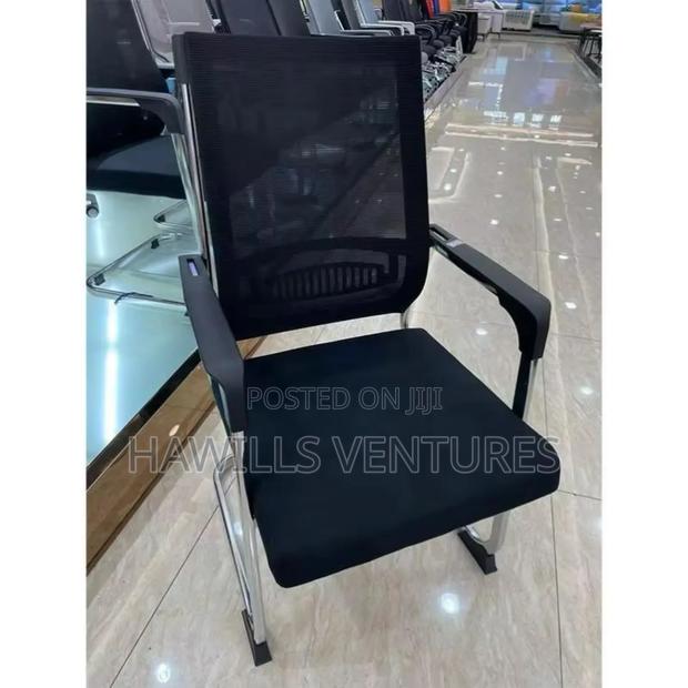 Office Confrence Chair · Photo 2