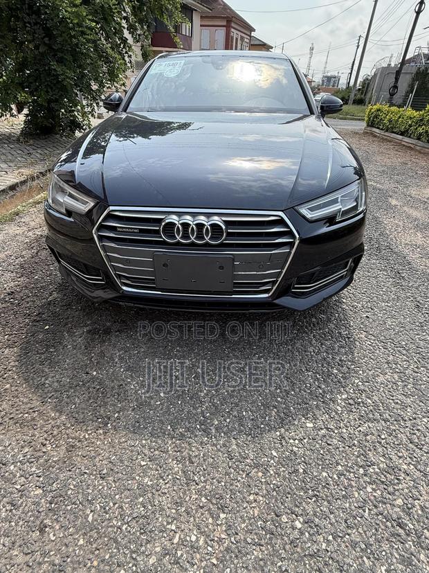Audi A4 2.0T Season of Audi Premium AWD quattro 2017 Black