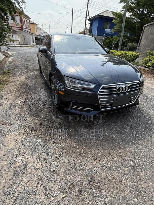 Audi A4 2.0T Season of Audi Premium AWD quattro 2017 Black