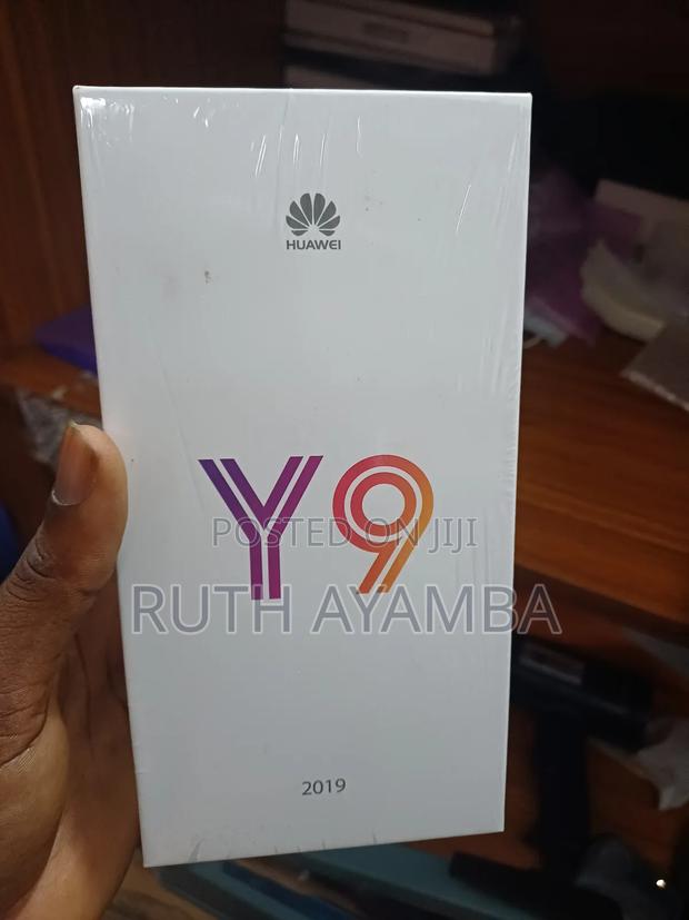 New Huawei Y9 2019 128 GB Black · Photo 3