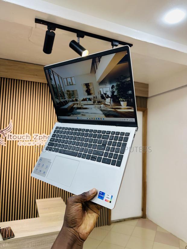 Laptop Dell Inspiron 15 16GB Intel Core I7 SSD 1T photo 5
