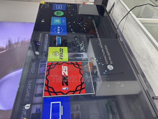 Play Station 4 Pro · Photo 4