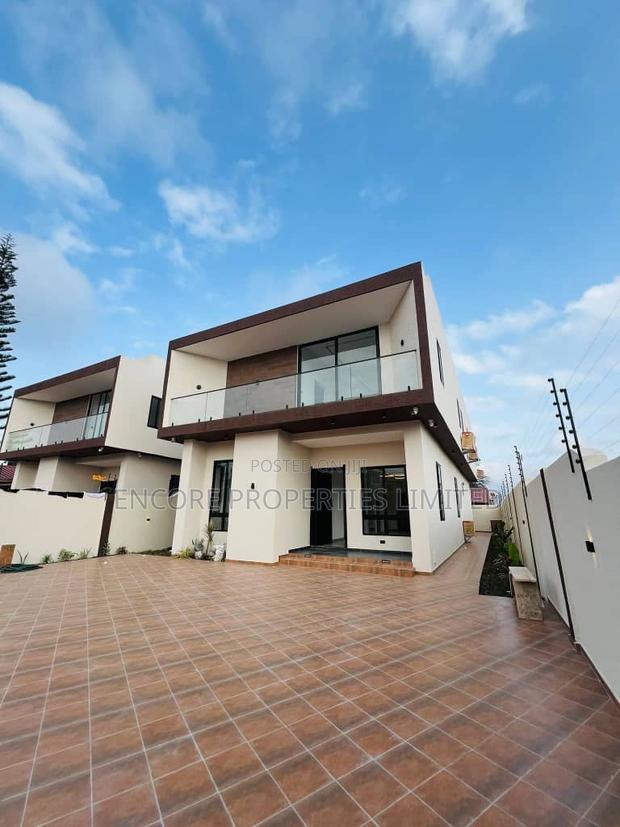 4bdrm House in Encore Properties, Owusu Ansah for sale · Photo 2