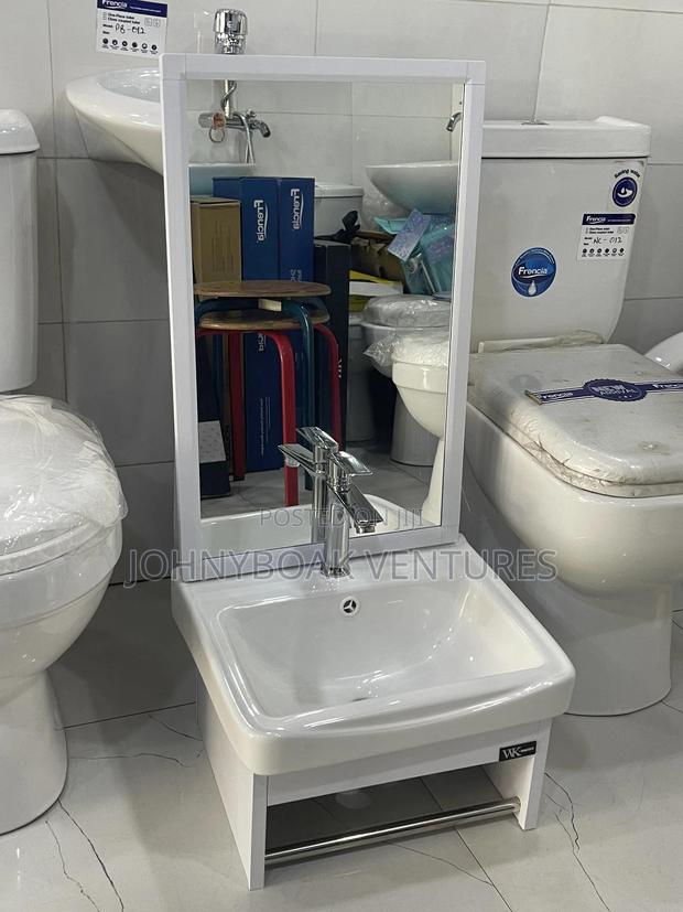 Cabinet Basin photo 2