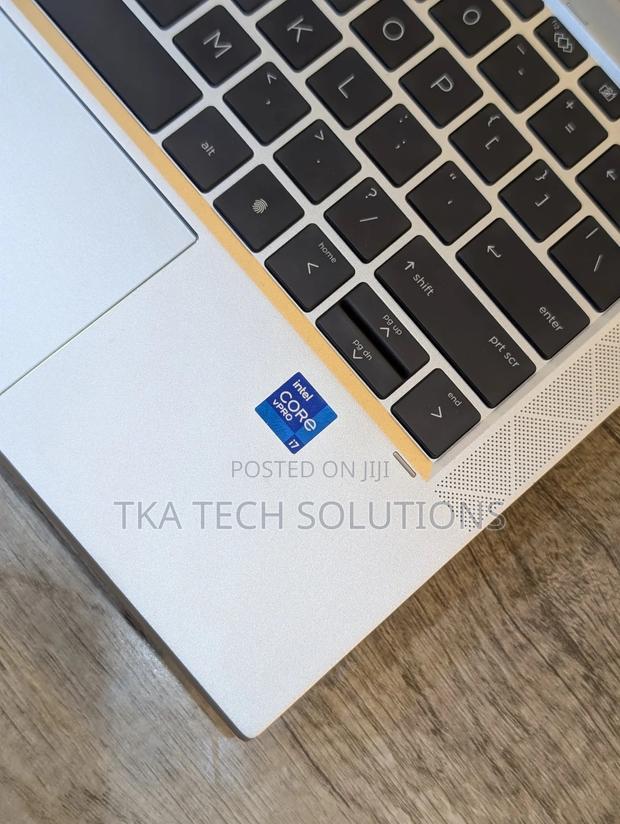 New Laptop HP EliteBook X360 1030 G8 16GB Intel Core I7 SSD 512GB photo 3