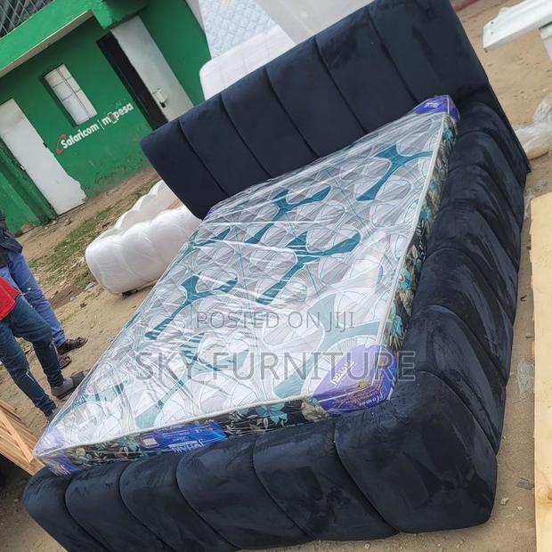 Arionix Queen-size Bed Frame