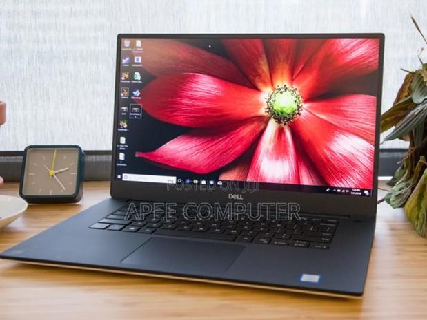 Laptop Dell Precision 5520 16GB Intel Core i7 SSD 512GB · Photo 4