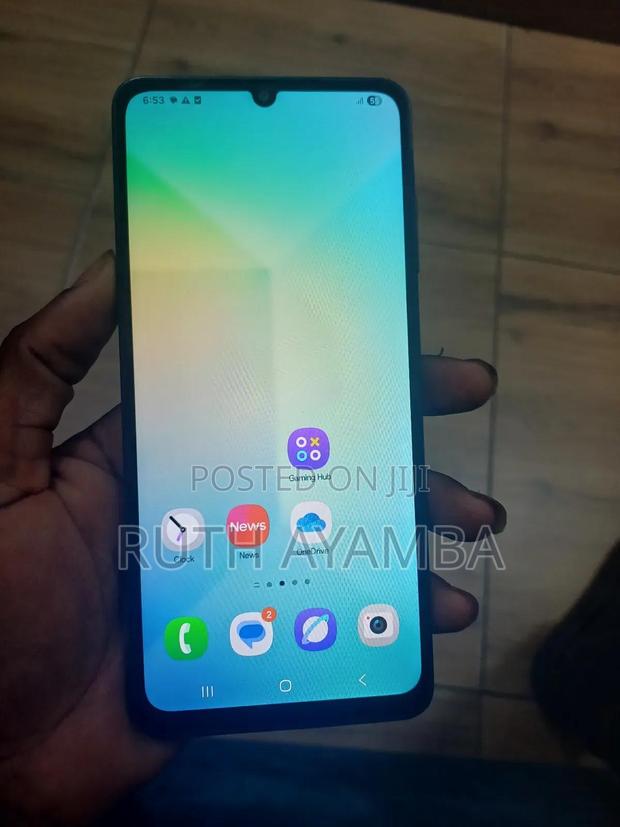 Samsung Galaxy A06 64 GB Black · Photo 2