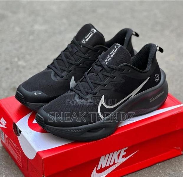 Nike Zoom Trainers Blacksilver · Photo 4
