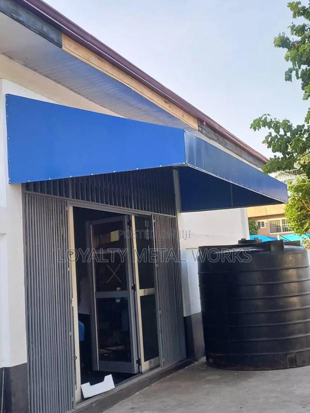 Sun Shades for Stores and Windows