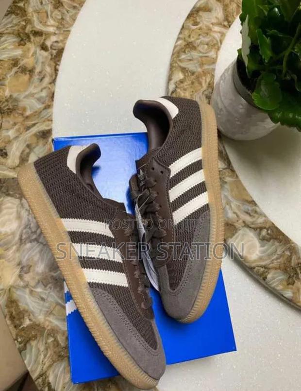 Adidas Samba Og Earth Strata Wonder White Sneakers · Photo 4