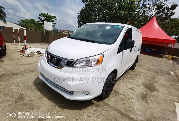 Nissan NV200 2015 White