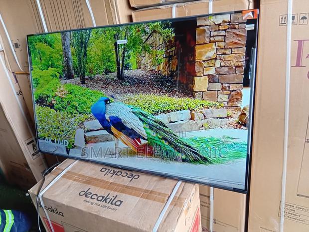 TCL Ultra Hd Tv – Experience Brilliance in Every Pixel · Photo 3
