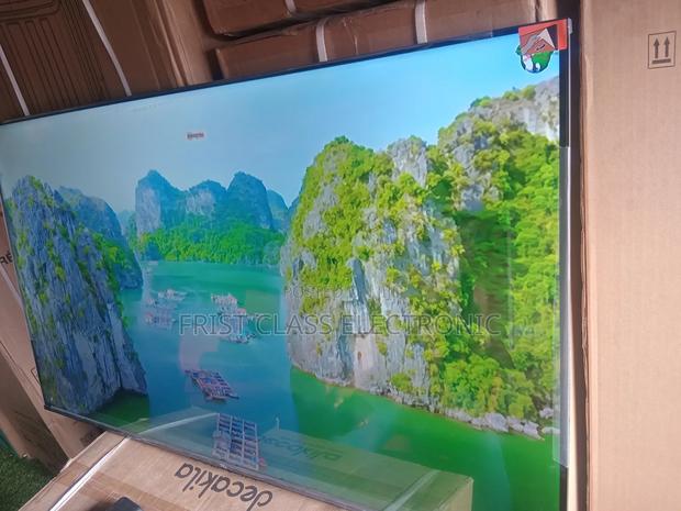 Smart Life, Big Screen — TCL 55” Smart Google Tv. · Photo 4