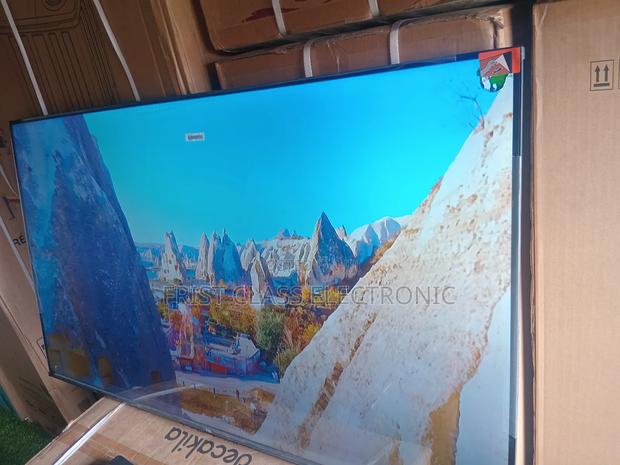 Smart Control, Crystal Sound — TCL 55” Smart Tv. · Photo 3
