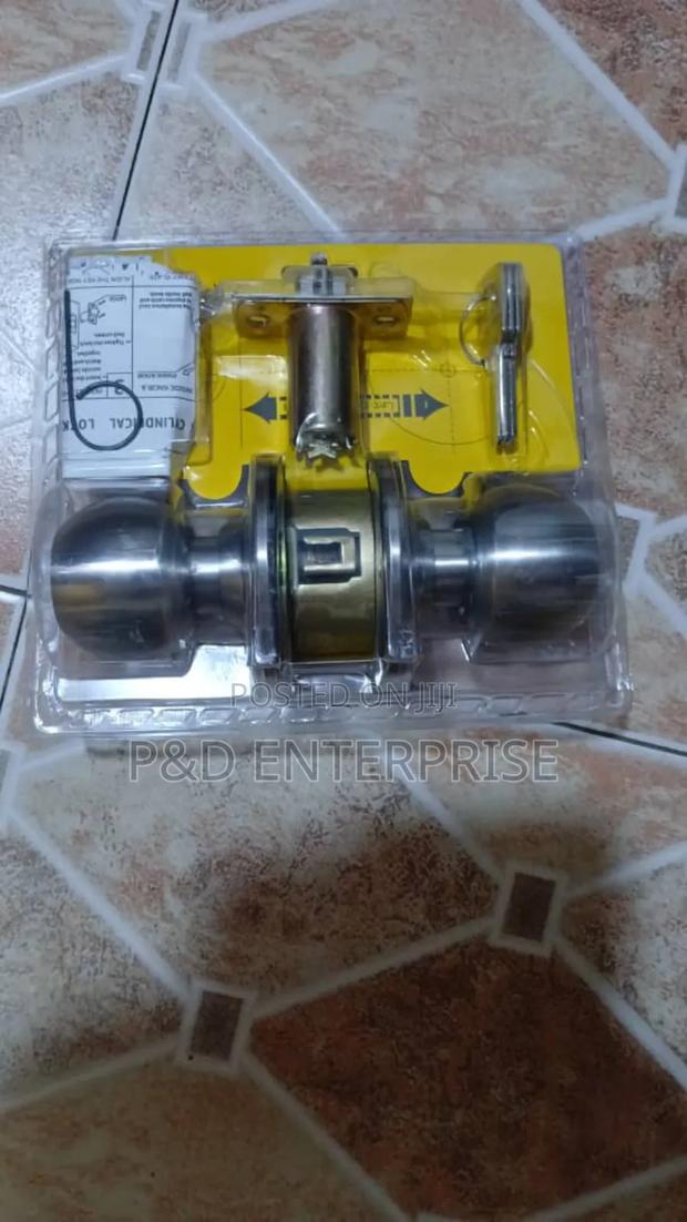 Quality Knob Lock for Wooden Doors and Foreign Doors. photo 2