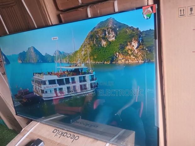 Experience Ultra-High Definition With TCL 55 Inches Smart Tv. · Photo 3