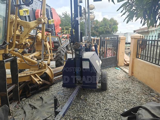 Tower Lights for Sale Working Good Condition photo 2