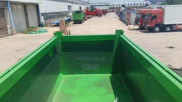Howo 371 Dump Truck photo 4