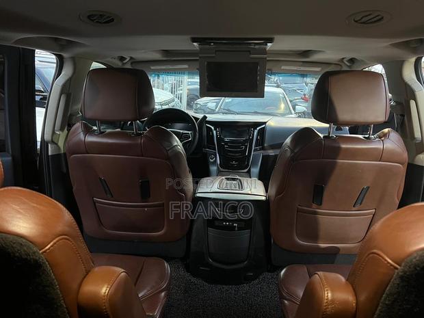 Cadillac Escalade 2017 Brown