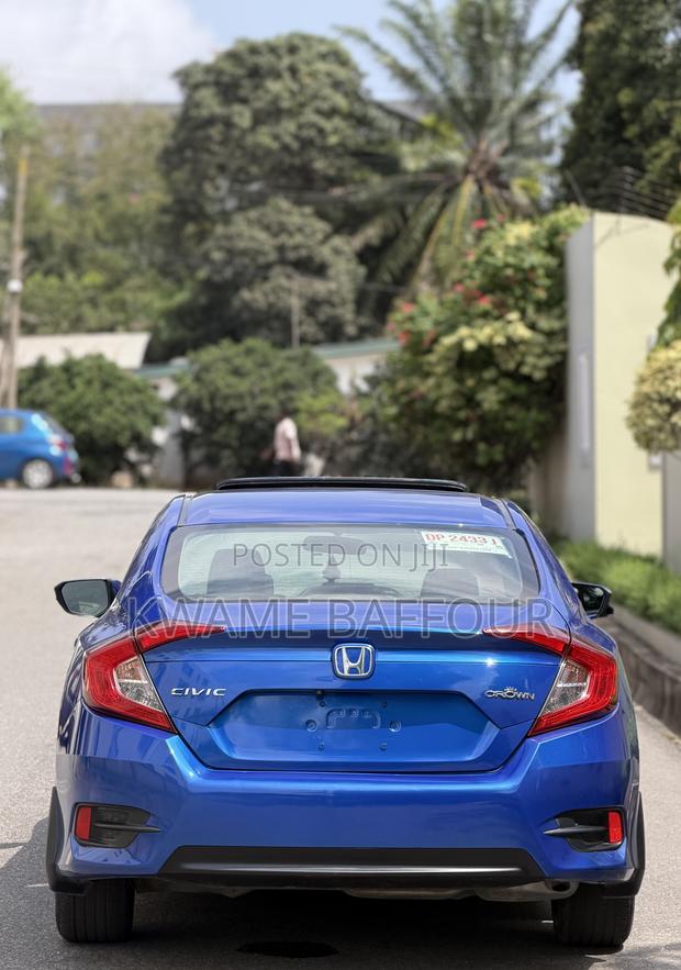 Honda Civic 2018 Blue