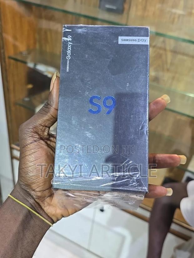 New Samsung Galaxy S9 64 GB Black · Photo 3