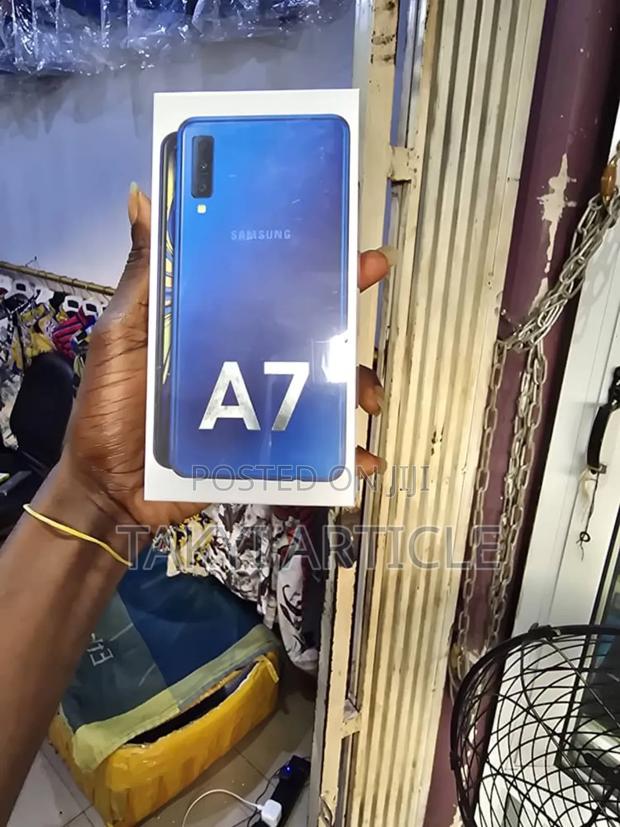 New Samsung Galaxy A7 64 GB Blue · Photo 4