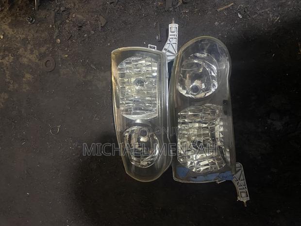 Coroll 110 Head Light photo 2