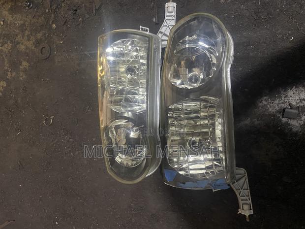 Coroll 110 Head Light photo 3