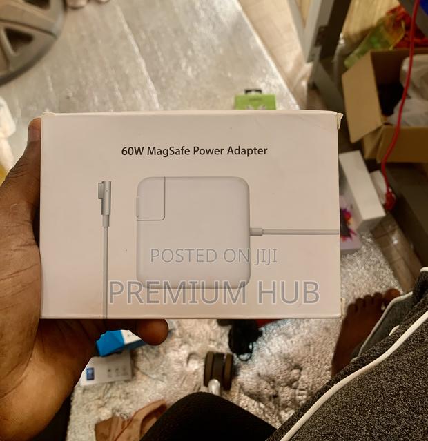 60w Macbook Pro Charger photo 2