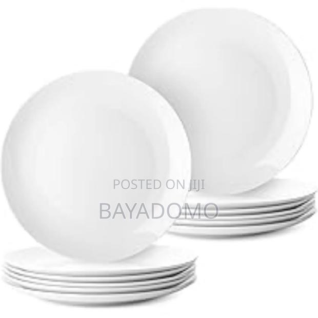 Round Ceramic Plates: Rent! · Photo 2