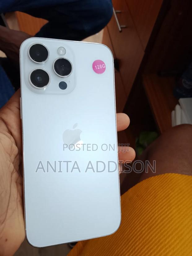 Apple iPhone 14 Pro Max 128 GB White · Photo 3