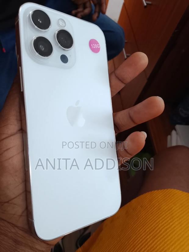 Apple iPhone 14 Pro Max 128 GB White · Photo 4