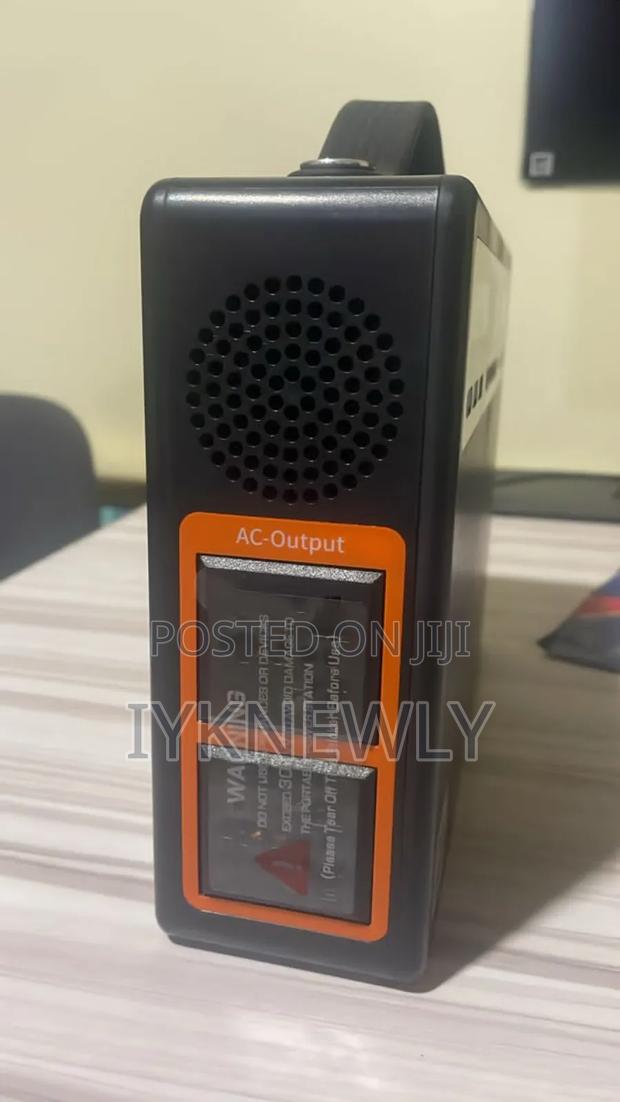 300 Wattslaptop Power Bank photo 2
