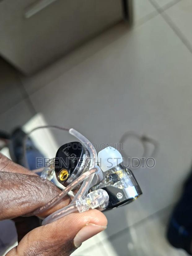 Kz Castor Pro in Ear Monitor Buds photo 5