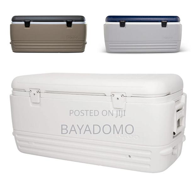 White Ice Chest Igloo: Rent · Photo 2