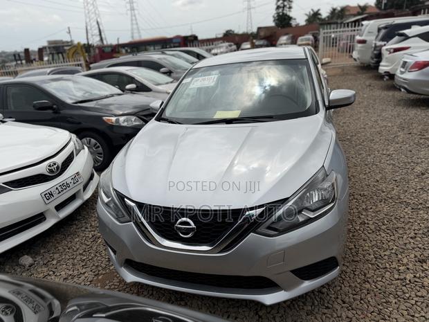 Nissan Sentra 2019 Silver