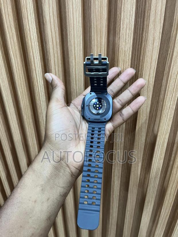 Samsung Galaxy Ultra Watch photo 7