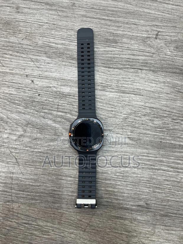 Samsung Galaxy Ultra Watch photo 3