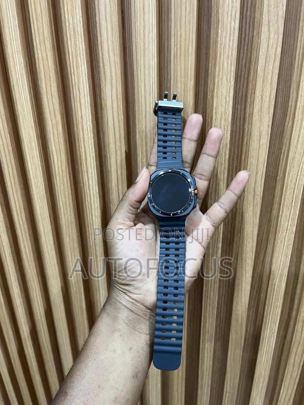 Samsung Galaxy Ultra Watch photo 6