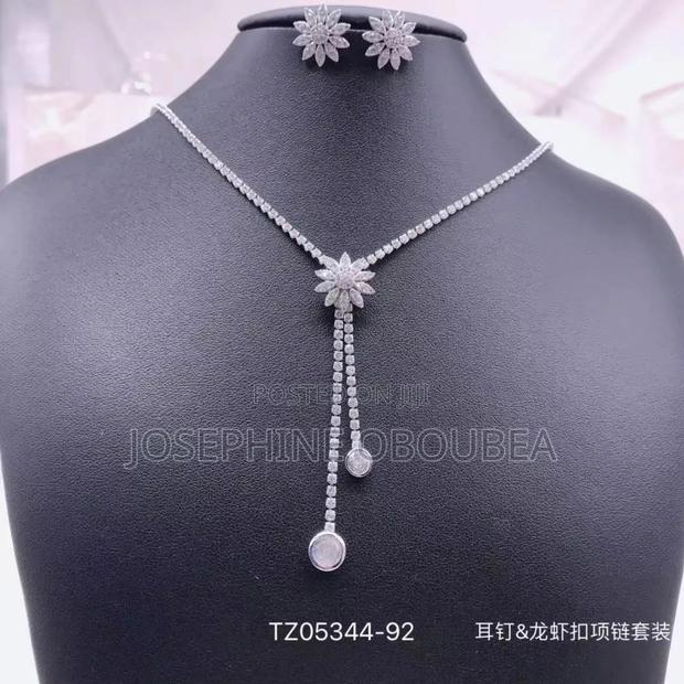 Bridal Necklace Set photo 3