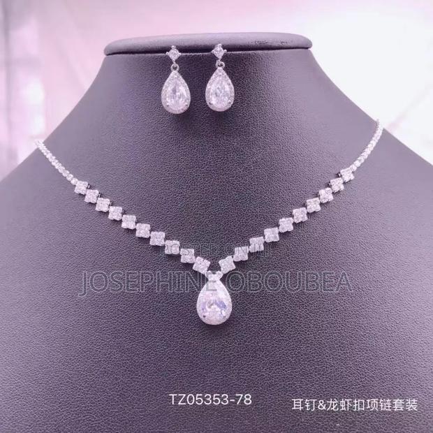 Bridal Necklace Set photo 4