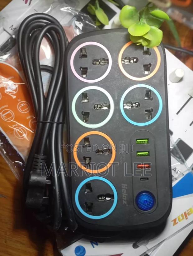 Extension Socket With Usb and Type C · Photo 2