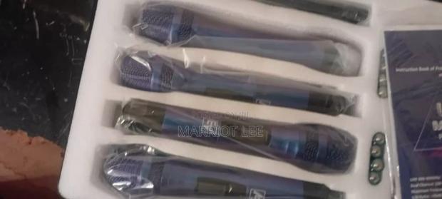 4 in 1 Wireless Microphone · Photo 3