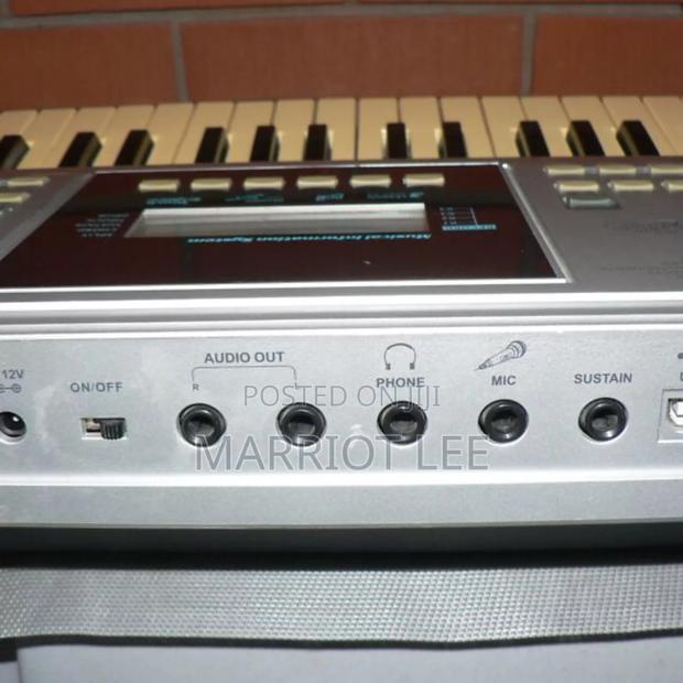 61 Keys Electronic Keyboard Usb Lp6210c · Photo 4