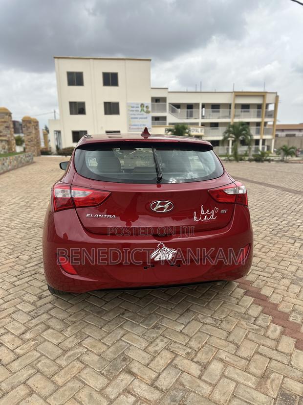 Hyundai Elantra Value Edition Sedan FWD (1.8L 4cyl 6A) 2016 Burgundy